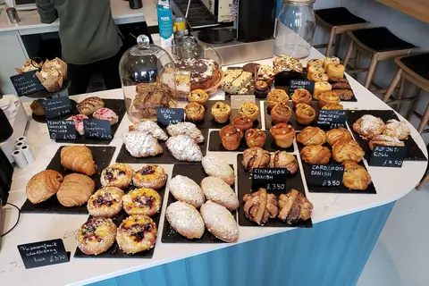 FM Cakes photo 3